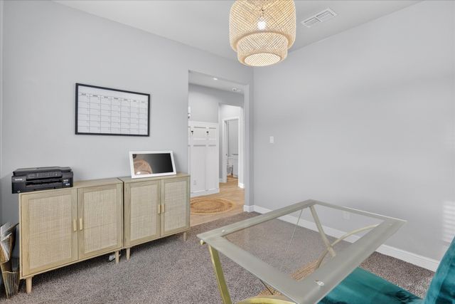 1721 Zilker Park Trail, Alvarado, TX 76009