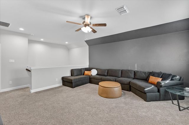 1721 Zilker Park Trail, Alvarado, TX 76009