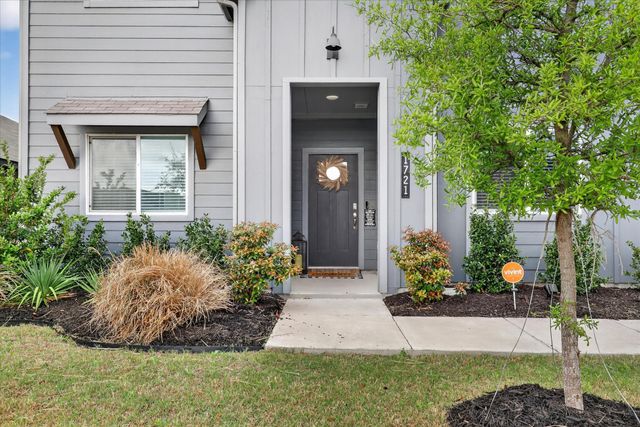 1721 Zilker Park Trail, Alvarado, TX 76009