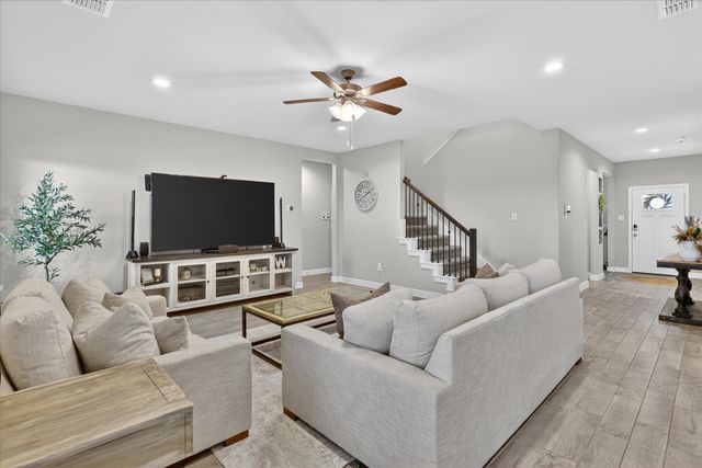 1721 Zilker Park Trail, Alvarado, TX 76009