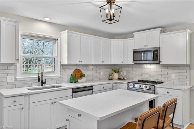 5371 Northwest School Road, Greensboro, NC 27409