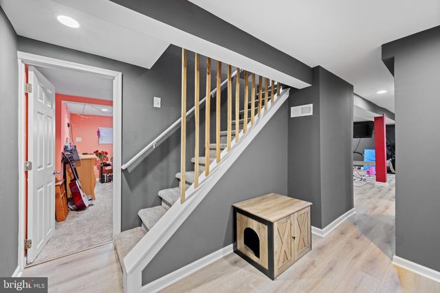 113 W EDGEVALE RD, Baltimore, MD 21225