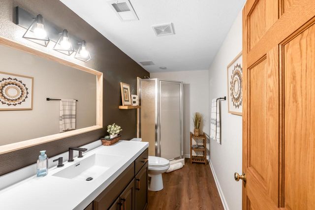 14695 Meadowshire DRIVE, New Berlin, WI 53151