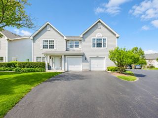 1344 Orleans Drive 1344, Mundelein, IL 60060