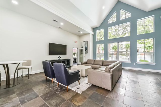 1330 Old Spanish Trail 2204, Houston, TX 77054
