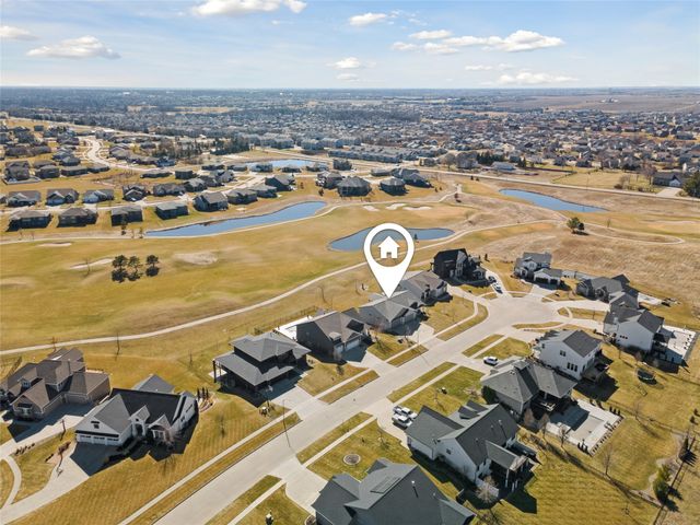 1225 NE 53rd Court, Ankeny, IA 50021