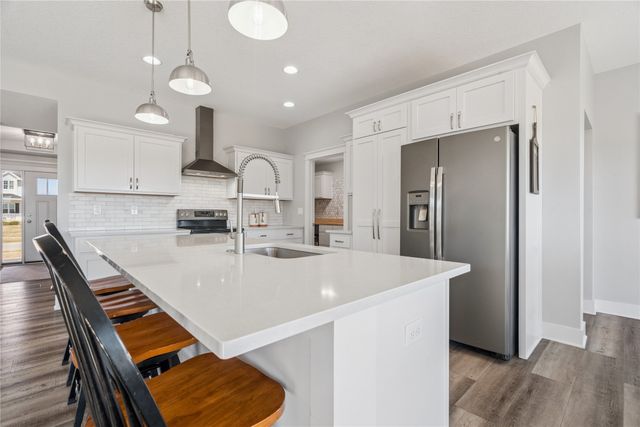 1225 NE 53rd Court, Ankeny, IA 50021