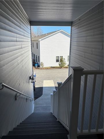 9 Gray Coach Lane 913, Cranston, RI 02921