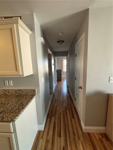 9 Gray Coach Lane 913, Cranston, RI 02921