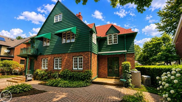 140 S Wilson Boulevard, Mt Clemens, MI 48043