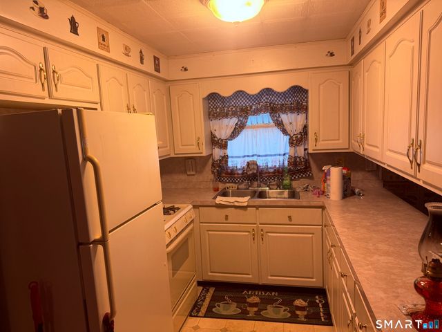 30 South Cliff Street, Ansonia, CT 06401