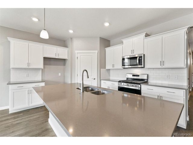 975 Brink St, Brighton, CO 80603