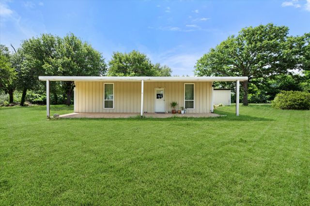 126 Smallwood Court, Springtown, TX 76082