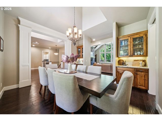 23590 Sw Elderberry Ln, West Linn, OR 97068