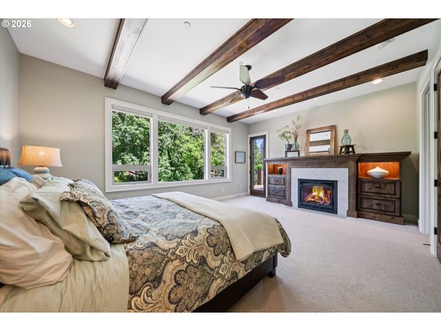 23590 Sw Elderberry Ln, West Linn, OR 97068