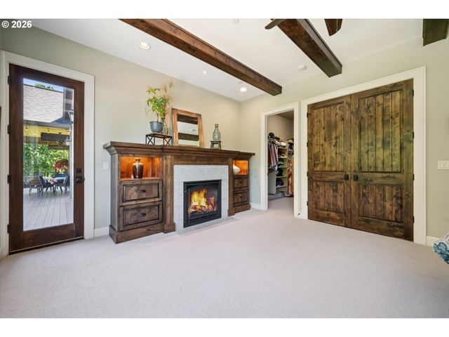 23590 Sw Elderberry Ln, West Linn, OR 97068