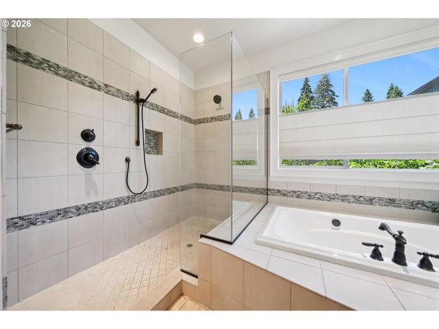 23590 Sw Elderberry Ln, West Linn, OR 97068