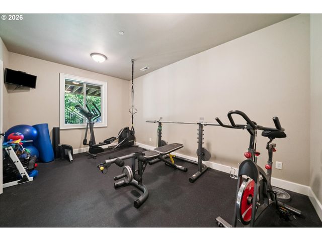 23590 Sw Elderberry Ln, West Linn, OR 97068