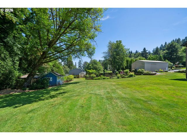 23590 Sw Elderberry Ln, West Linn, OR 97068