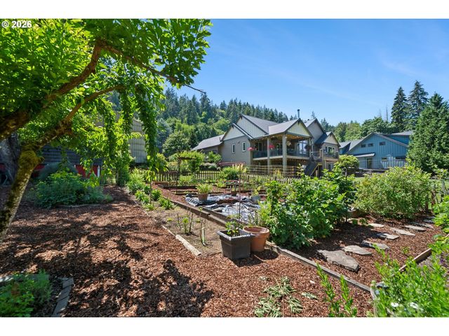 23590 Sw Elderberry Ln, West Linn, OR 97068