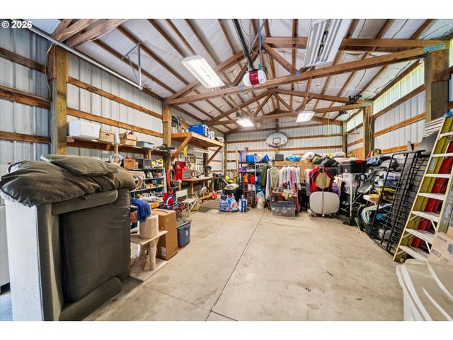 23590 Sw Elderberry Ln, West Linn, OR 97068