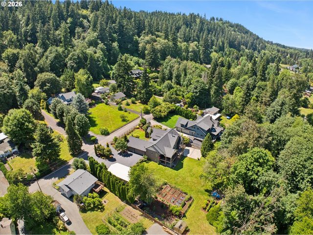 23590 Sw Elderberry Ln, West Linn, OR 97068