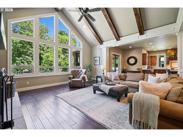 23590 Sw Elderberry Ln, West Linn, OR 97068
