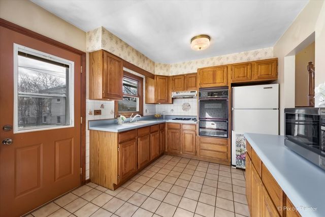 1411 Jill Court, Glendale Heights, IL 60139