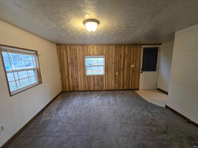 227 E 11th Street, Jonesboro, IN 46938