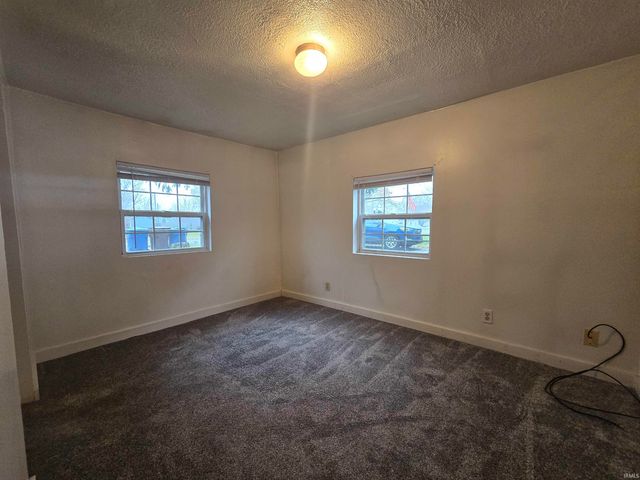 227 E 11th Street, Jonesboro, IN 46938