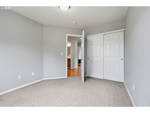 2642 Se PHEASANT Way, Gresham, OR 97080