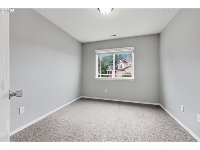 2642 Se PHEASANT Way, Gresham, OR 97080