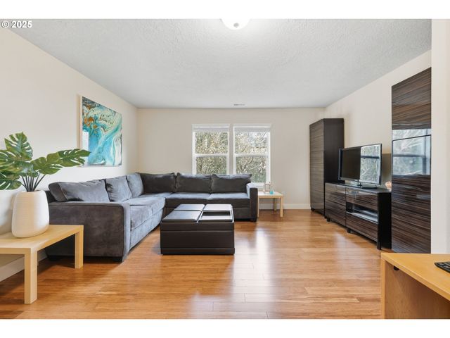 2642 Se PHEASANT Way, Gresham, OR 97080