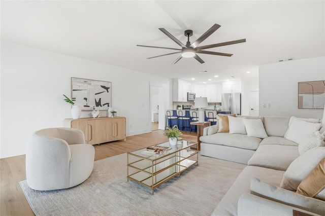 14964 OLD POINTE ROAD, Tampa, FL 33613