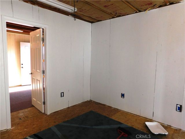 27627 Comstock Avenue, Johannesburg, CA 93528