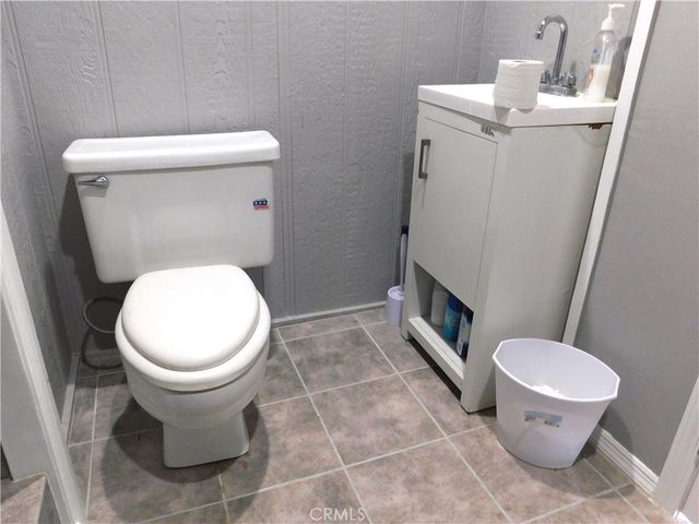 27627 Comstock Avenue, Johannesburg, CA 93528