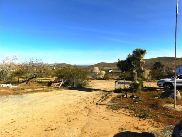 27627 Comstock Avenue, Johannesburg, CA 93528