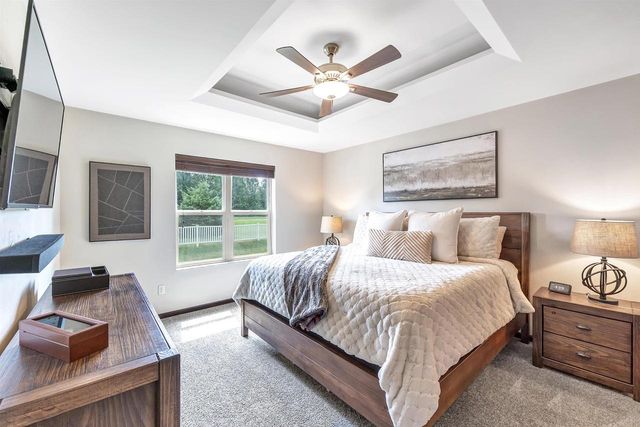 651 PEBBLESTONE CIRCLE, Hobart, WI 54155