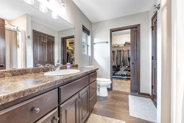 651 PEBBLESTONE CIRCLE, Hobart, WI 54155