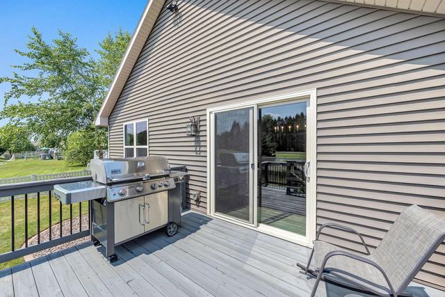 651 PEBBLESTONE CIRCLE, Hobart, WI 54155