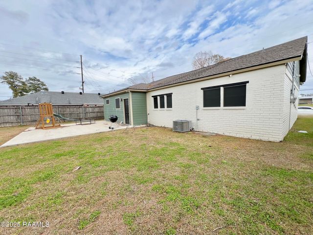 2110 Jake Drive, Opelousas, LA 70570