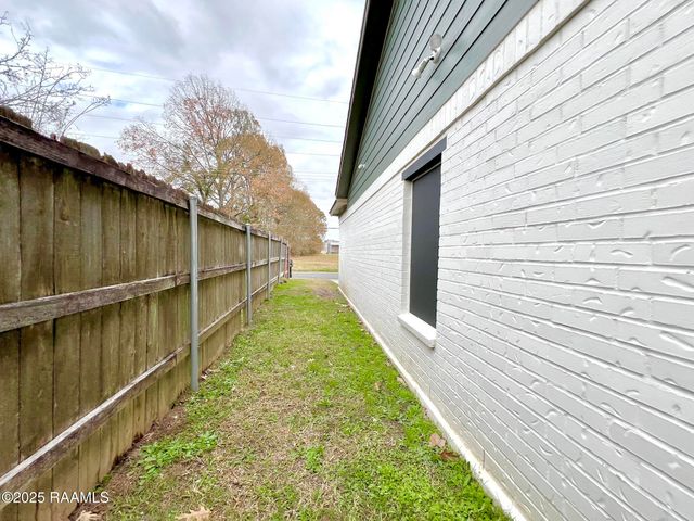 2110 Jake Drive, Opelousas, LA 70570