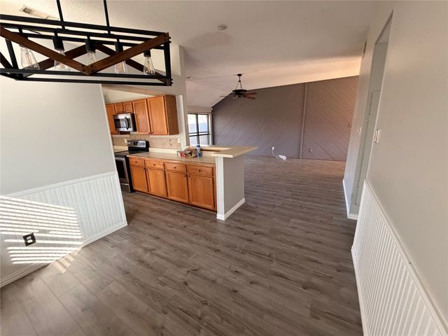 1565 N Valley Parkway, Lewisville, TX 75077