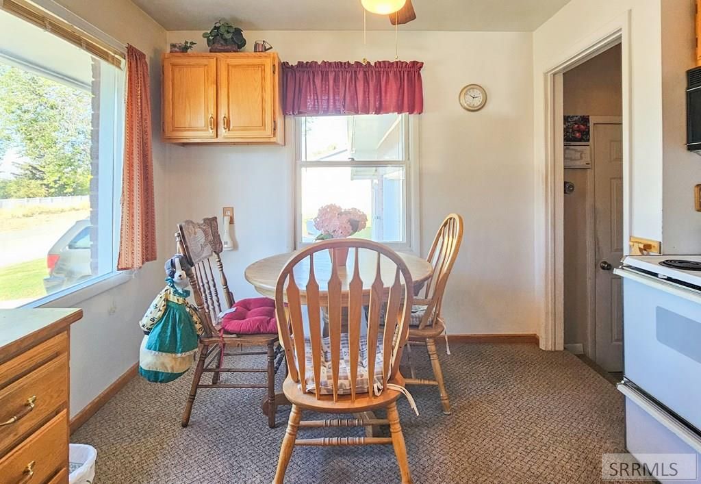 Image 12 of property listing at 338 Hazel Street, Arco, ID 83213