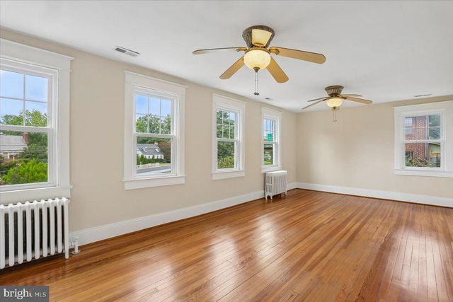 9501 COLESVILLE RD, Silver Spring, MD 20901