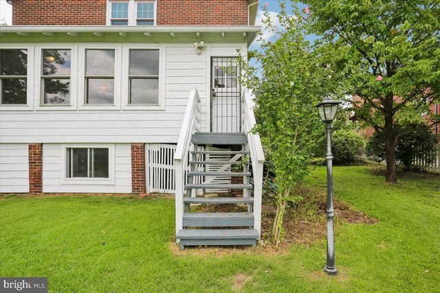 9501 COLESVILLE RD, Silver Spring, MD 20901