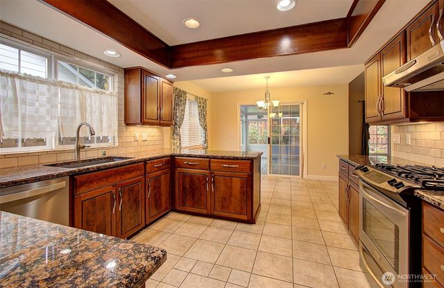 10216 SE 15th Street, Vancouver, WA 98664