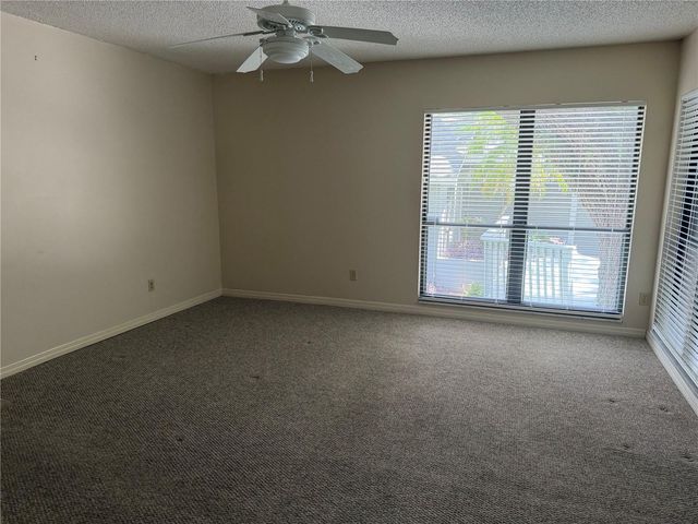924 RIDGECREST ROAD, Orlando, FL 32806