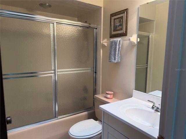 924 RIDGECREST ROAD, Orlando, FL 32806