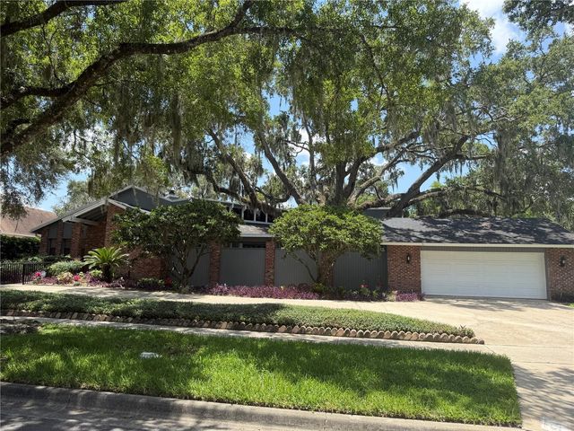 924 RIDGECREST ROAD, Orlando, FL 32806